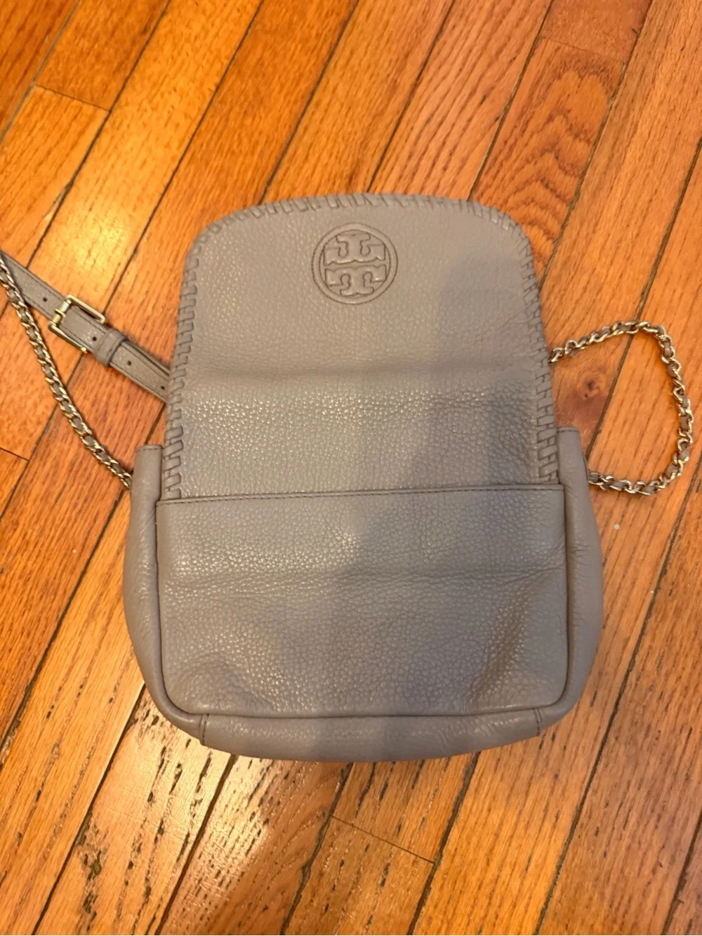 Tory Burch Gray Pebbled Leather Whipstitch Crossbody with Chain Strap